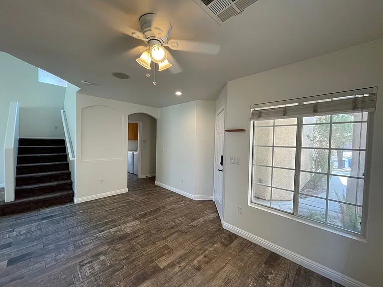 11016 Linden Leaf Ave — Photo 5