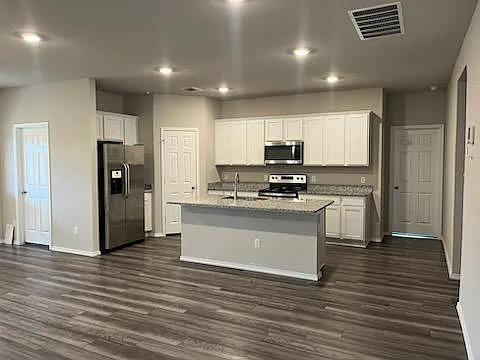 Building Photo - 8419 Brahma Plains Rd