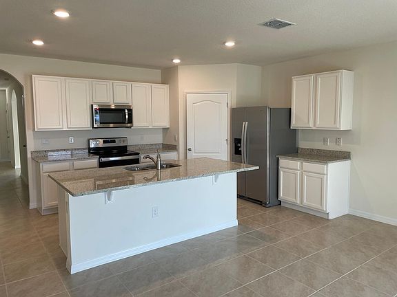 3rd image of 5701 Sunbonnet Way