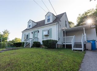 8 Rockyroad Ave, Lincoln, RI 02865