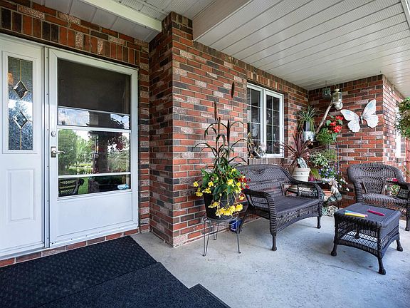 3rd image of 54224 Range Rd #245