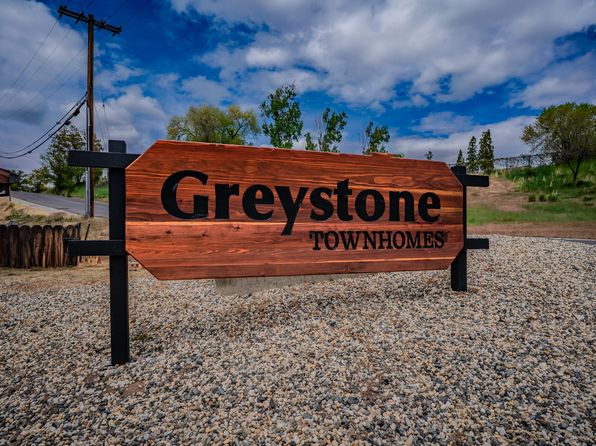 200 Carroll St APT 33