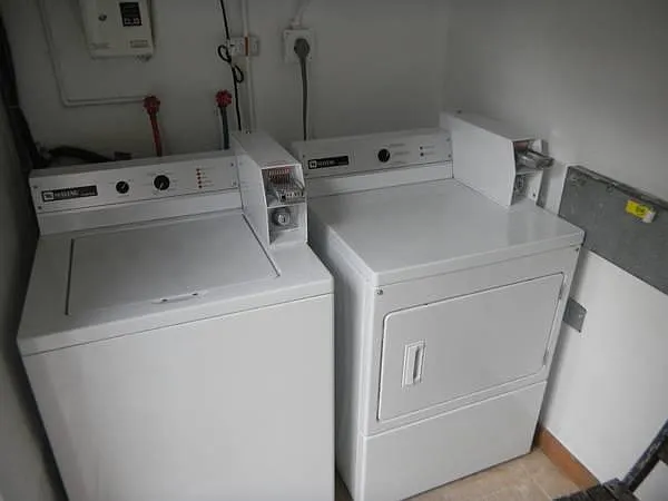 2630 SW 19th Ave #3 — Photo 9