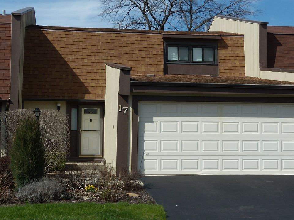 1st image of 17 Elmwood Sq