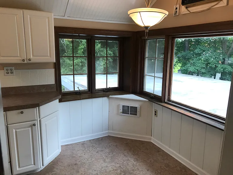 106 Morgan Ave — Photo 6
