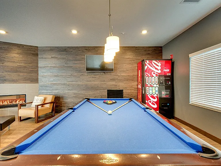 Sundance Apartments — Photo 28