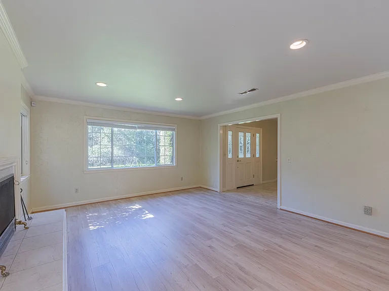 17967 Berta Canyon Rd — Photo 4