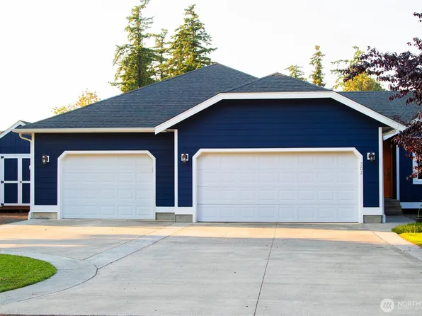 302 Harrison Street, Nooksack, WA 98276