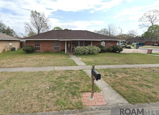 1st image of 2002 Oak Grove Dr