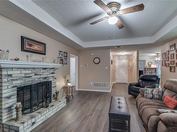 3rd image of 905 Panorama