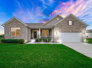 2570 E 102nd Pl, Crown Point, IN 46307