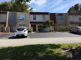 7400 NW 75th St, Tamarac, FL 33321