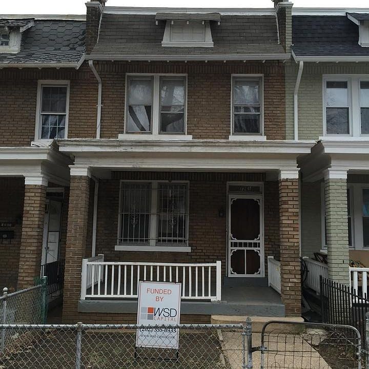 Exterior (Front)