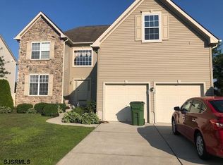 208 E Kennedy Dr, Egg Harbor Township, NJ 08234