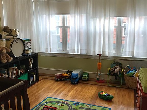 office or 3rd bedroom