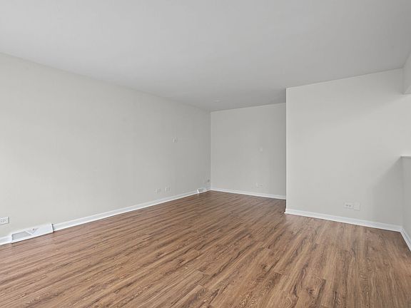 4th image of 509 N California Ave