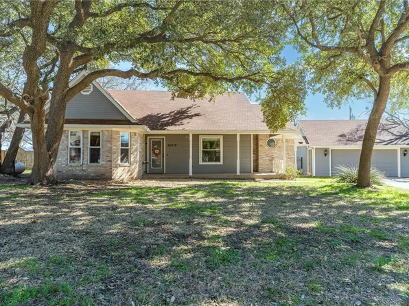 14212 Wagner Dr, Woodway, TX 76712