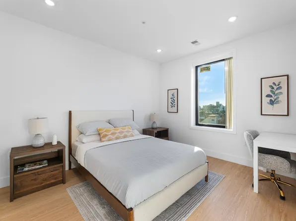 30 3 Vroom Street image 9 of 16