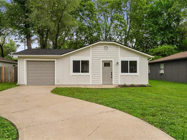 508 N Lincoln St, Olathe, KS 66061