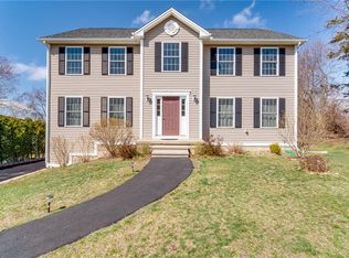 166 Reservoir Rd, Middletown, CT 06457