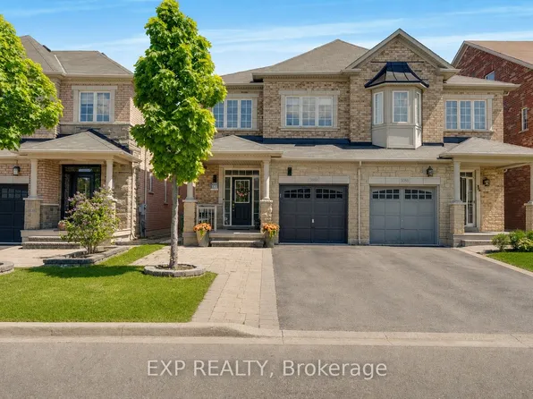 3086 Ozzie Dr, Mississauga, ON L5M 0V9