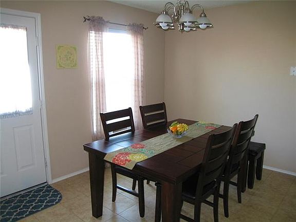 5th image of 2709 Gold Hill Dr