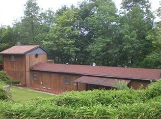 2174 Chalybeate Rd, Bedford, PA 15522