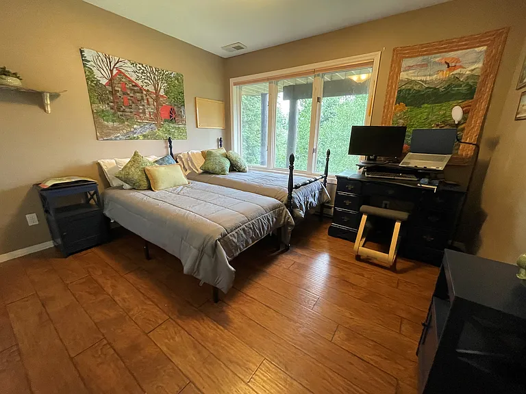1256 Forest Hills Dr — Photo 21