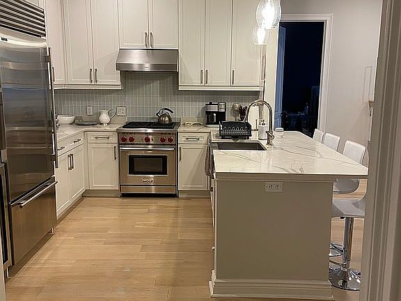 2nd image of 3 Somerset Ln Unit 314