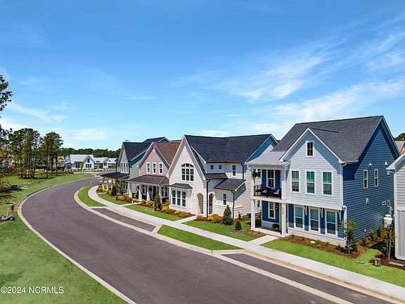 4th image of 4037 Watersail Drive #131