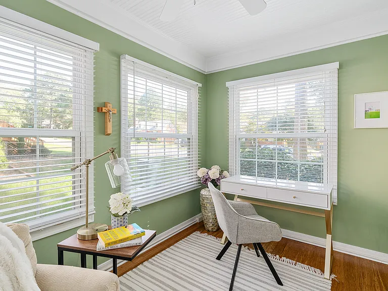 1204 Bobbiedell Ln — Photo 10