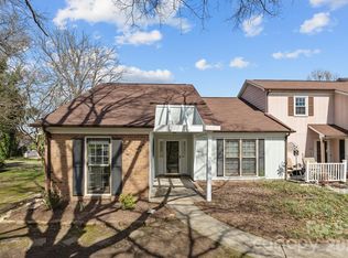 11013 Sevilla Ct, Charlotte, NC 28226
