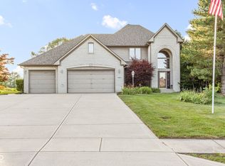 2320 Whispering Way, Indianapolis, IN 46239