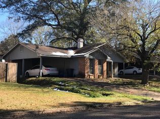 2382 Deer Oak Pl, Jackson, MS 39212