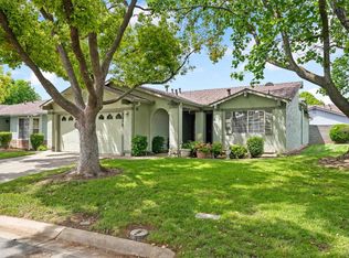 7413 Sunspark Ln, Sacramento, CA 95828