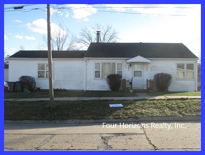 1st image of 613 W Smith St