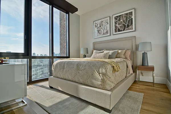 Rented by The KCI Group | media 25