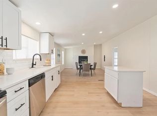 715 Comanche Cove Dr, Granbury, TX 76048