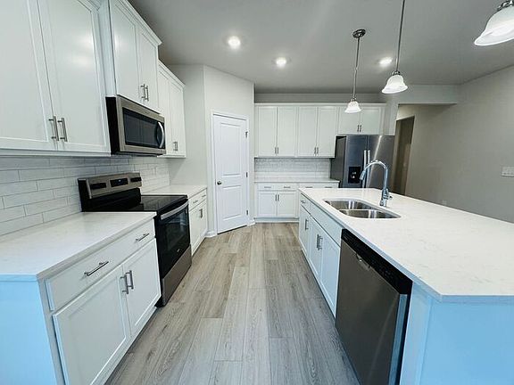 5th image of 29362 Satilla Cir