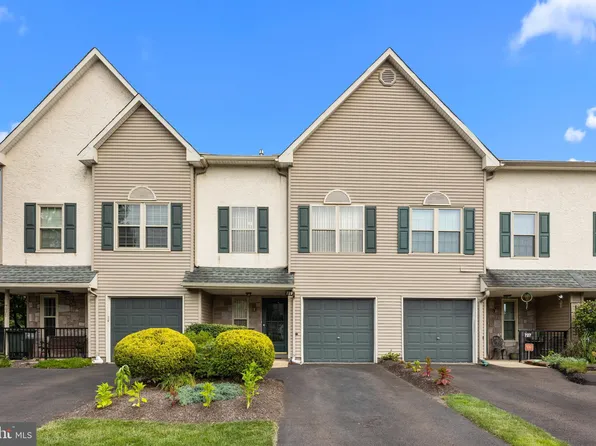 729 Dell Ct, Southampton, PA 18966