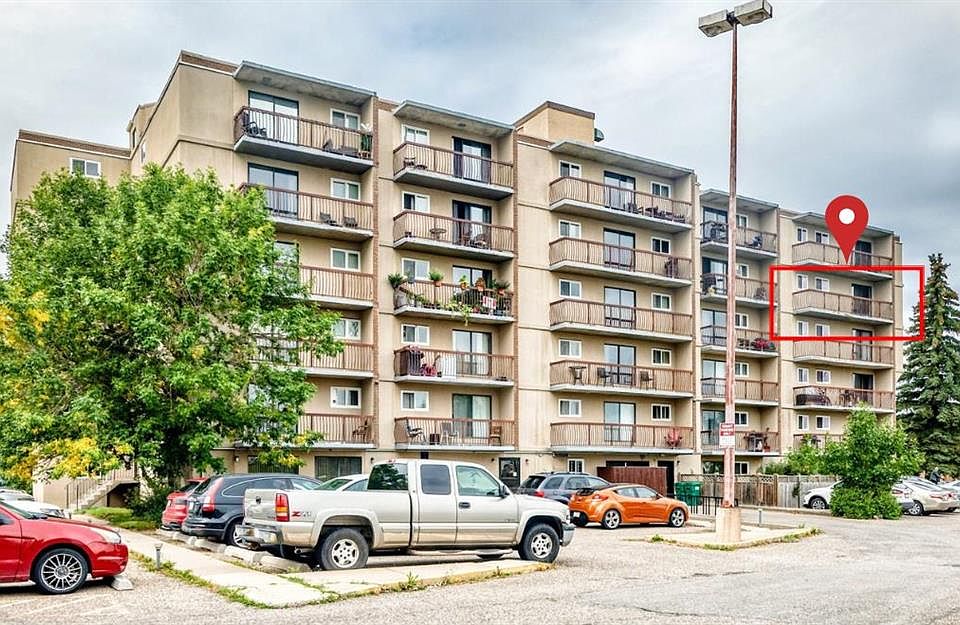 1st image of 5 E Berkeley Pl W #517