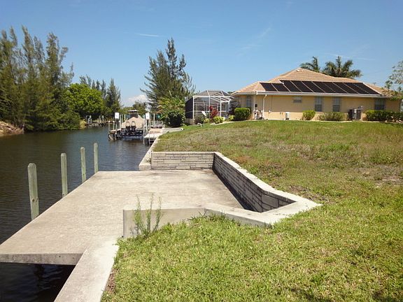2nd image of 1725 SW 44th Ter