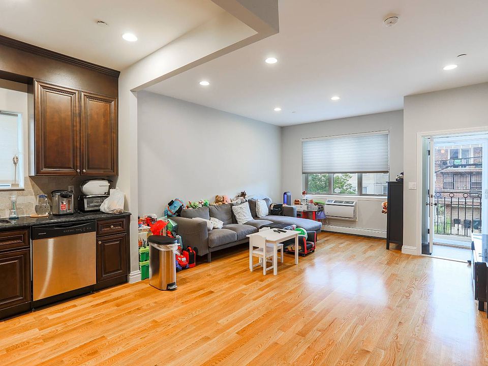 1st image of 102 Bay 31st St APT 2A