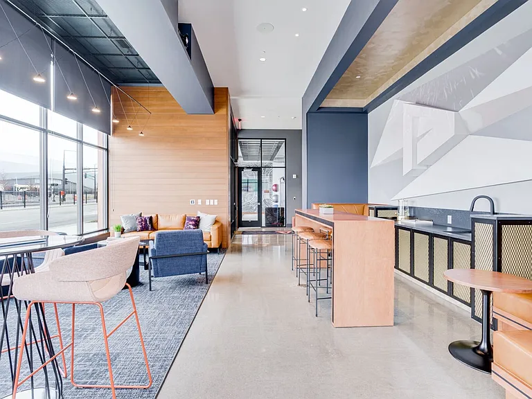 Pivot Apartments — Photo 29