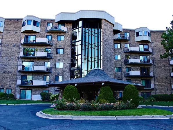 1243 E Baldwin Ln Unit 212, Palatine, IL 60074