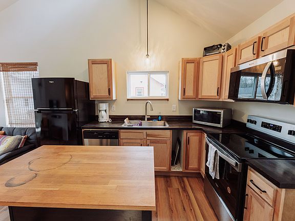 5th image of 3507 4th Ave #A