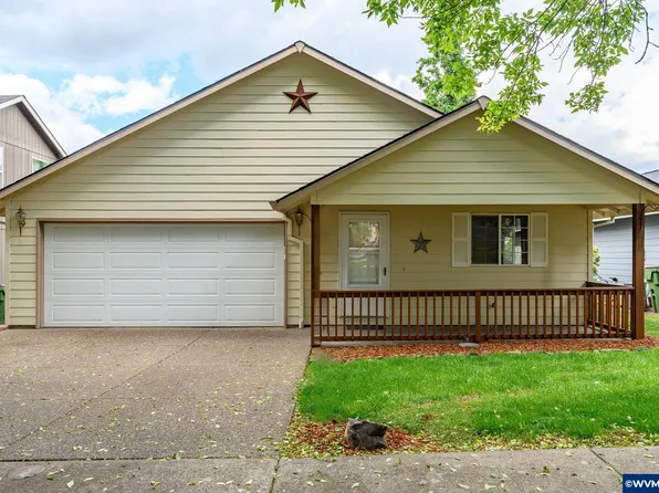 1301 Sunset Dr, Newberg, OR 97132