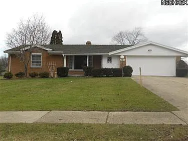 24715 Sittingbourne Ln photo 1