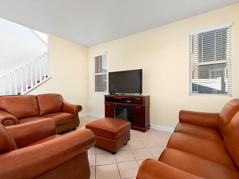 39299 Gainsborough Dr — Photo 9