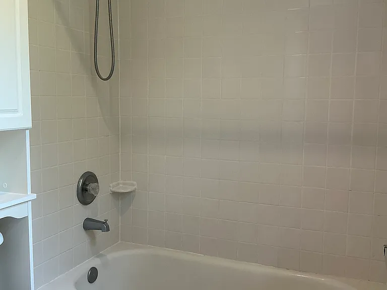 125 Summit Ave — Photo 16